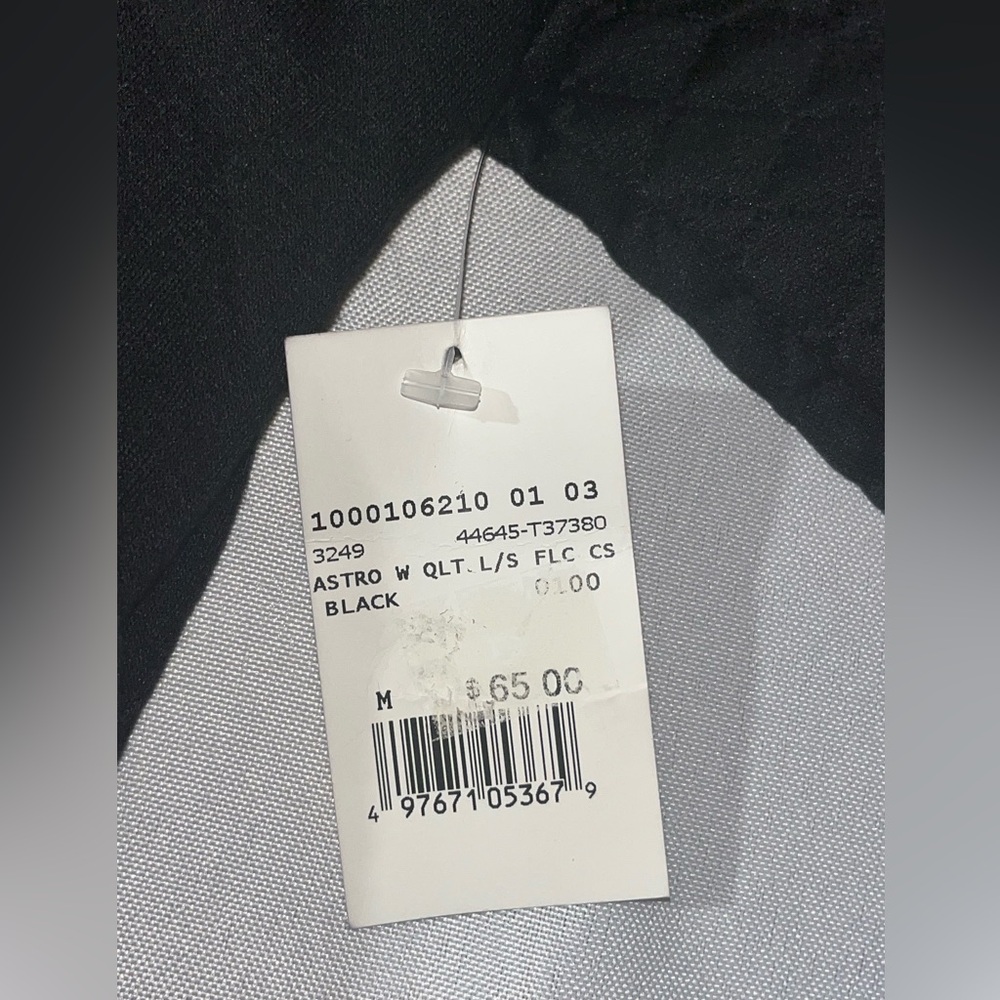 MGM Grand Quilted Long Sleeve Shirt - Picture 8 of 9